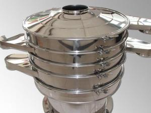 醫(yī)藥行(xíng)業(yè)全不(bù)鏽鋼三層旋振篩發貨山(shān)東(dōng)！